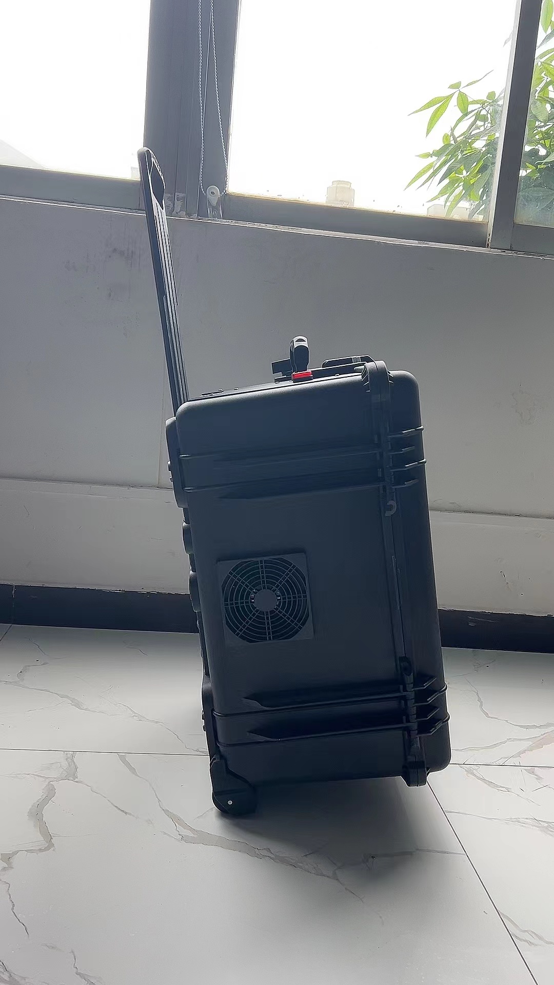 太和手拉箱型移动通信干扰器